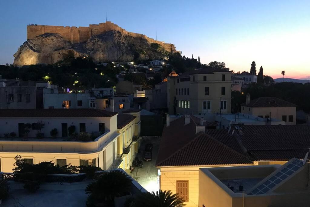Cozy Studio At Plaka Apartment Атина Екстериор снимка